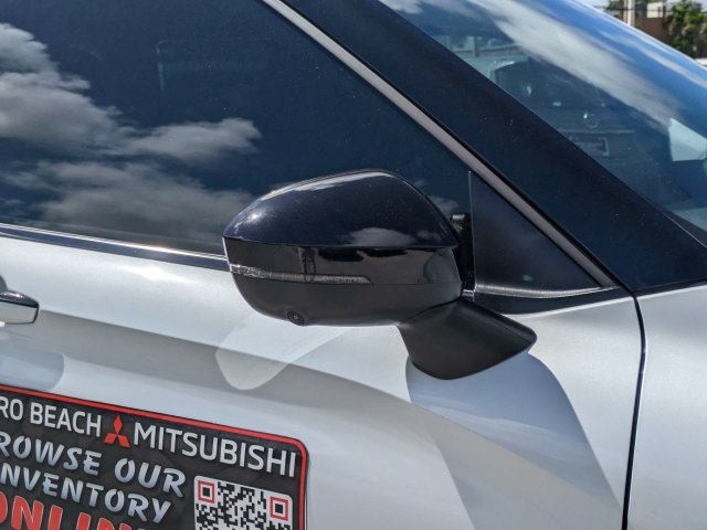 New 2026 Mitsubishi Outlander SEL Black Edition FWD image 12