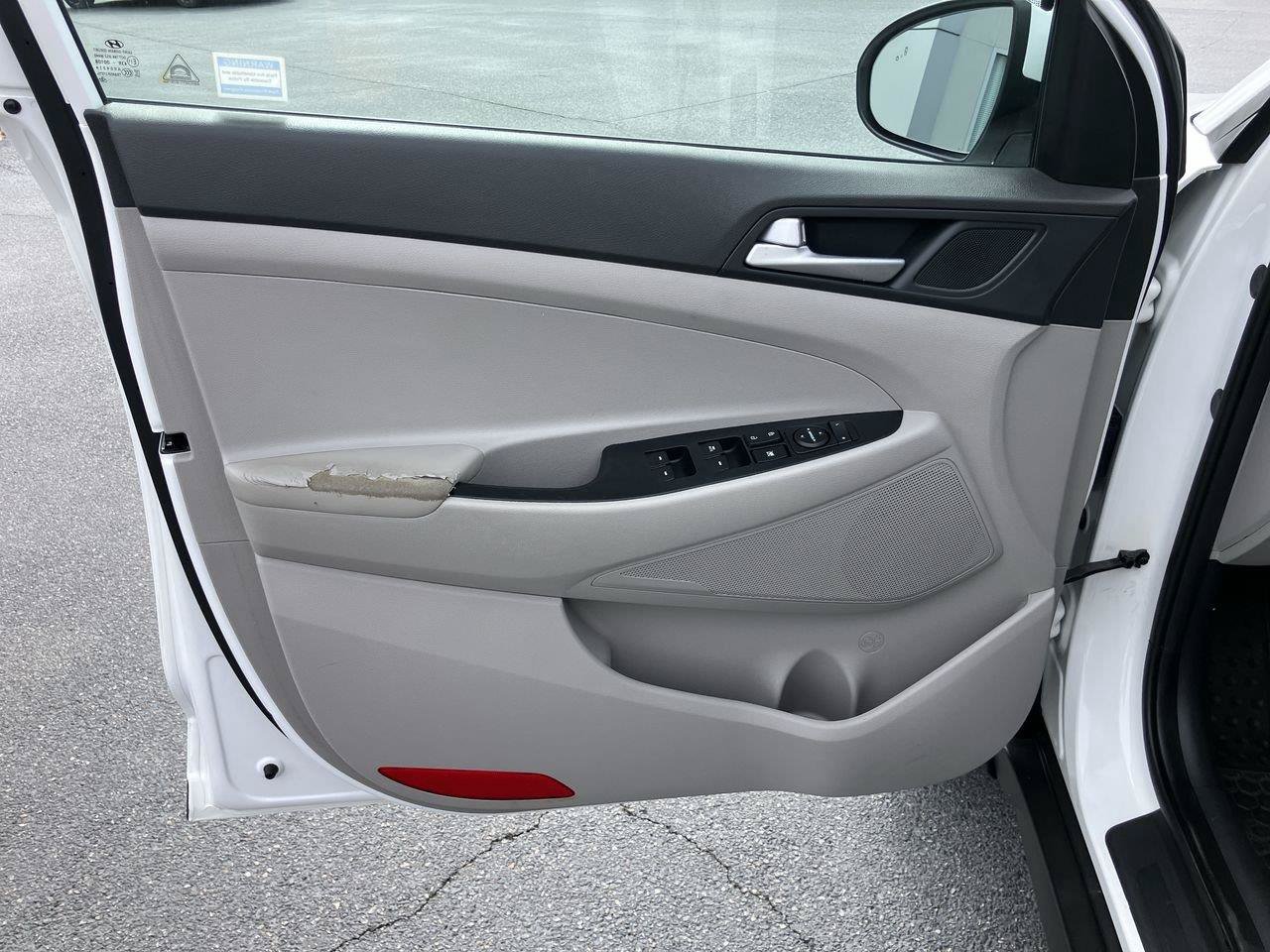 Used 2020 Hyundai Tucson Value FWD image 13