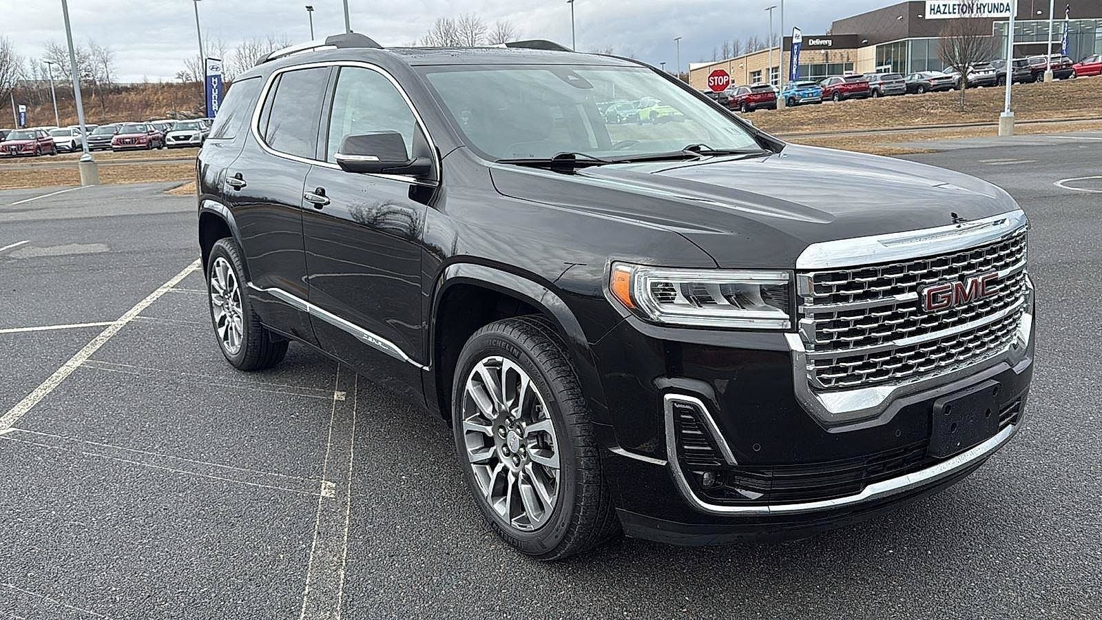 Used 2022 GMC Acadia Denali AWD/4WD image 1