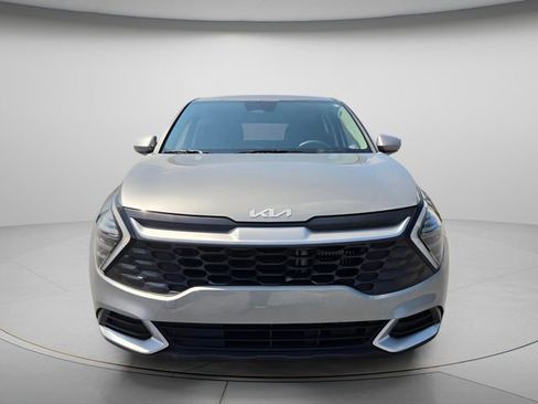 Used 2025 Kia Sportage LX FWD image 9