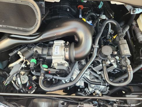 New 2025 Ford Transit 250 148 Medium Roof w/ Load Area Protection Package image 19