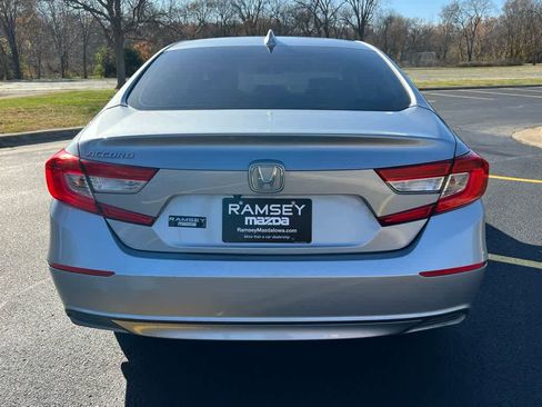 Used 2018 Honda Accord LX image 5