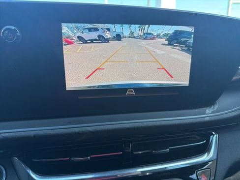 Used 2025 Buick Envista Sport Touring w/ Convenience I Package image 14