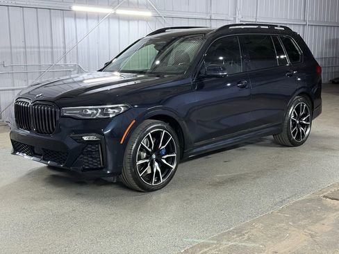 Used 2021 BMW X7 xDrive40i w/ M Sport Package image 1