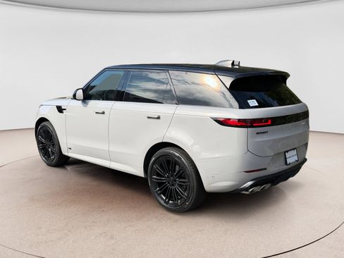 New 2026 Land Rover Range Rover Sport Dynamic SE AWD/4WD image 3