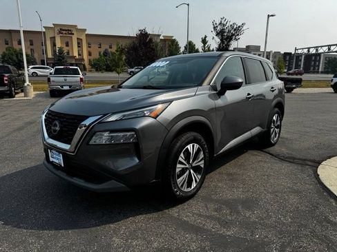 Used 2023 Nissan Rogue SV AWD/4WD image 2