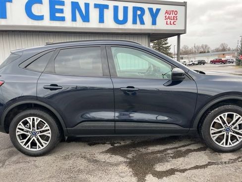 Used 2021 Ford Escape SEL image 13