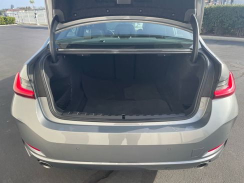 Used 2025 BMW 330i Sedan image 18