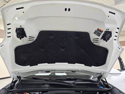 Used 2020 Porsche Cayenne E-Hybrid image 48