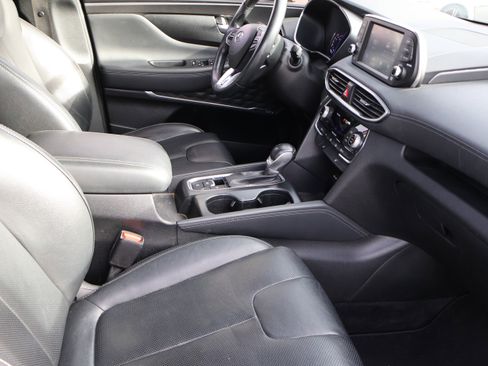 Used 2019 Hyundai Santa Fe Limited image 12
