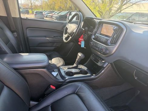Used 2019 Chevrolet Colorado Z71 image 11