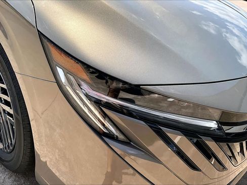New 2026 Nissan Sentra SV FWD image 13