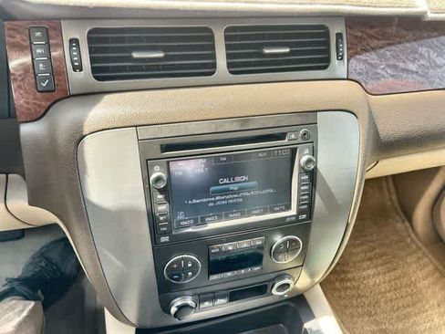 Used 2008 GMC Yukon 2WD Hybrid image 18