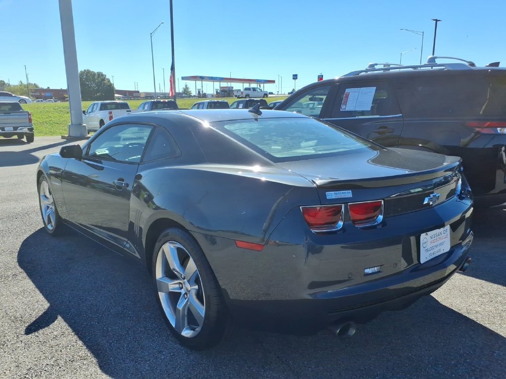 Used 2013 Chevrolet Camaro LT RWD image 3