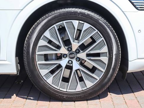 Certified 2024 Audi Q8 e-tron Premium Plus w/ Prestige Package AWD/4WD image 11
