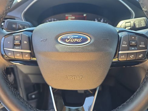 Used 2022 Ford Escape SEL AWD/4WD image 14