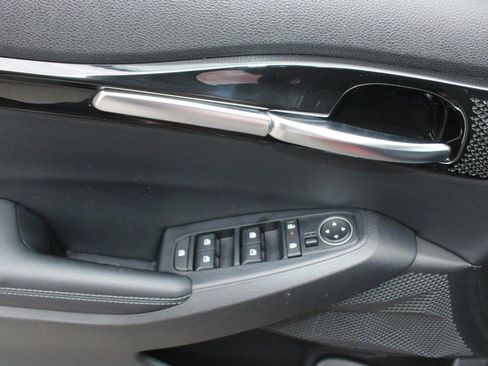 Used 2024 Kia Seltos S image 10