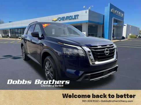 Used 2024 Nissan Pathfinder SV FWD image 1
