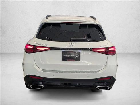 Certified 2025 Mercedes-Benz GLC 300 GLC 300 image 7