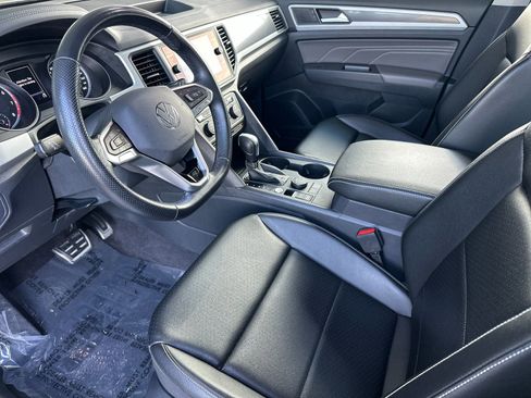 Used 2021 Volkswagen Atlas SE image 9
