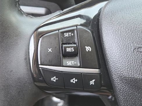 Used 2022 Ford Escape SE w/ Convenience Package FWD image 9