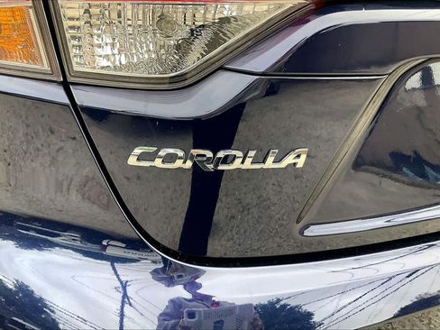 Used 2026 Toyota Corolla LE image 29