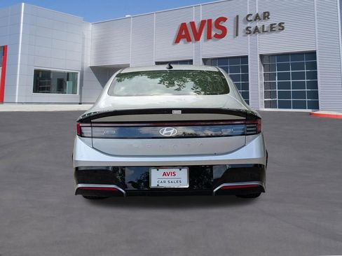 Used 2025 Hyundai Sonata SEL FWD image 7