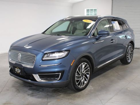 Used 2019 Lincoln Nautilus Reserve FWD image 4