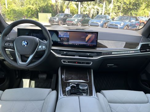 Used 2024 BMW X5 xDrive50e w/ Premium Package AWD/4WD image 29