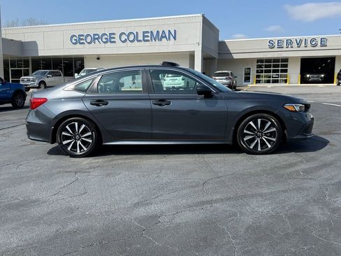 Used 2024 Honda Civic EX image 3