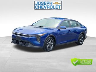 Used 2025 Kia K4 FWD video 2