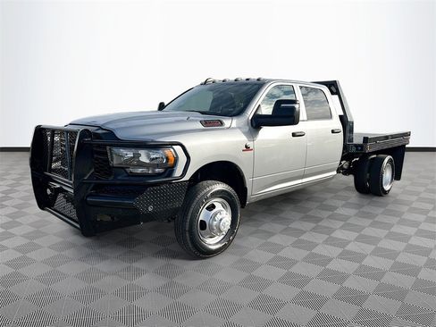 Used 2024 RAM 3500 Tradesman w/ Bed Utility Group image 3