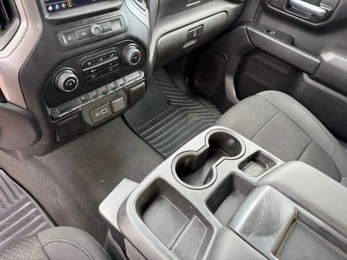 Used 2021 Chevrolet Silverado 1500 Custom image 15