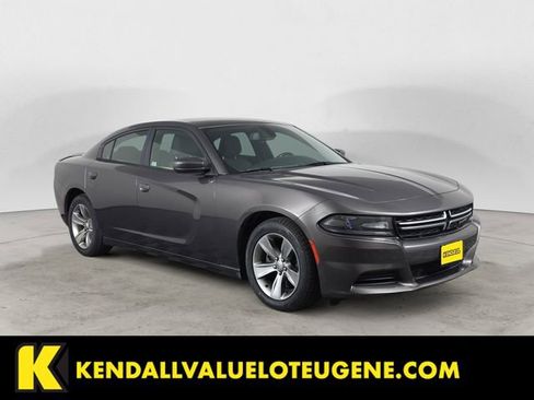 Used 2015 Dodge Charger SE w/ Sport Appearance Group RWD image 7