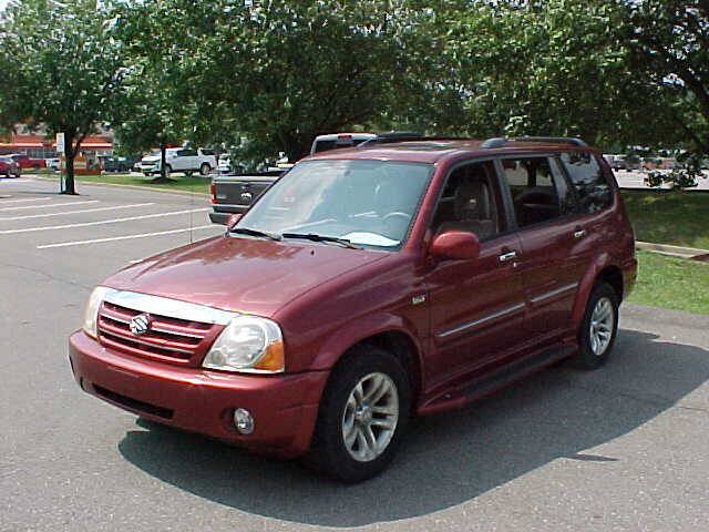 Used 2005 Suzuki XL7 4WD image 4