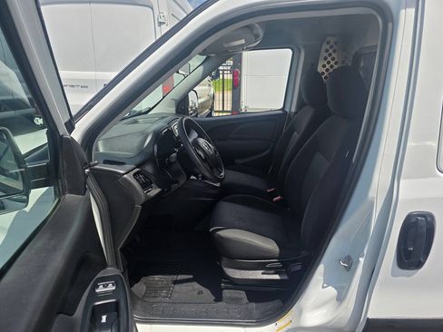 Used 2022 RAM ProMaster City Tradesman FWD image 18