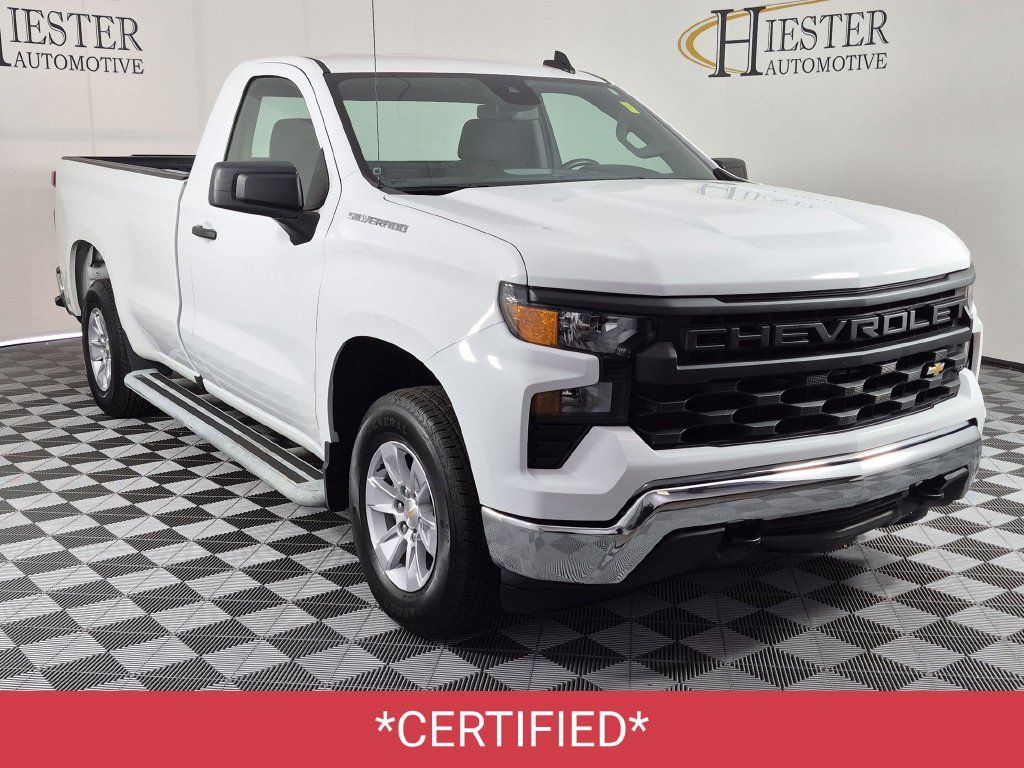 Used 2025 Chevrolet Silverado 1500 W/T RWD image 2