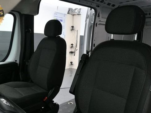 Used 2023 RAM ProMaster 2500 FWD image 21