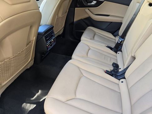 Certified 2023 Audi Q7 3.0T Prestige image 38