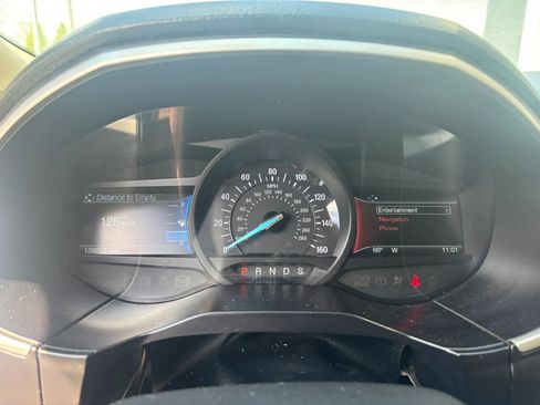 Used 2018 Ford Edge SEL w/ Equipment Group 201A image 21