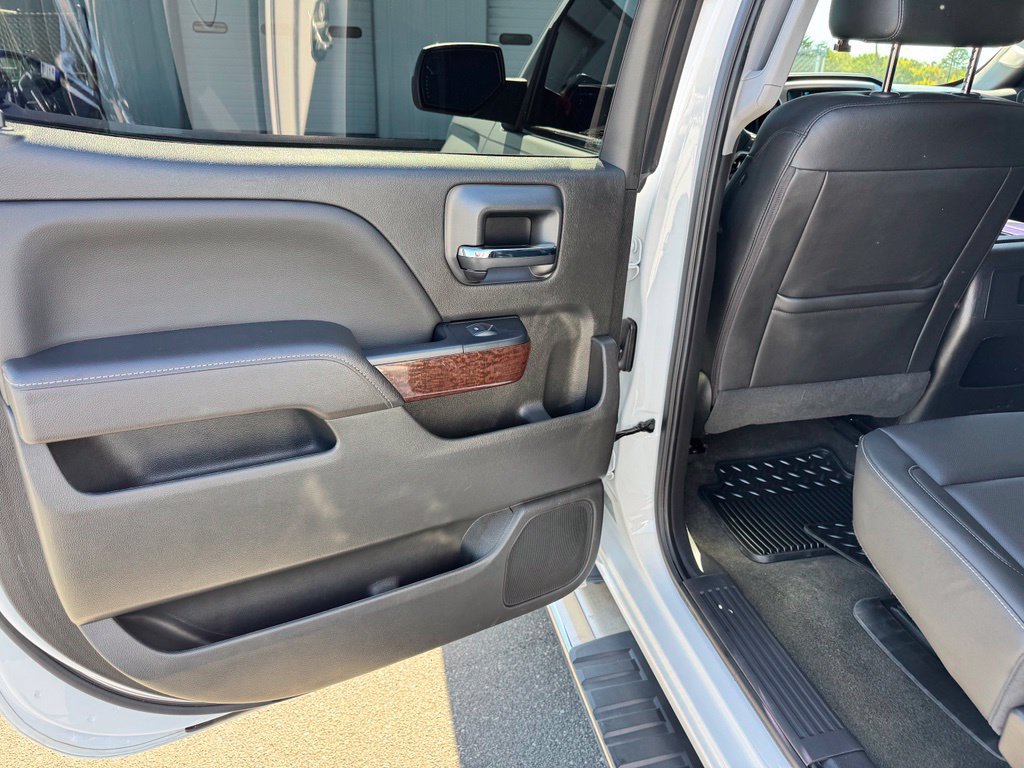 Used 2017 GMC Sierra 1500 SLT RWD image 32