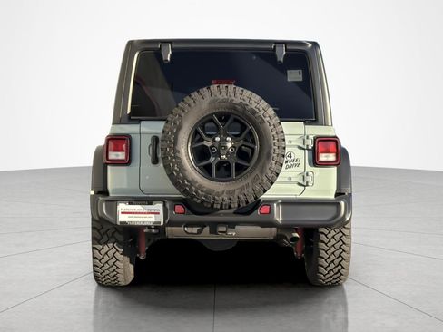 Used 2024 Jeep Wrangler Willys image 4