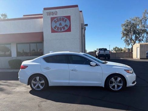 Used 2014 Acura ILX 2.0L w/Premium 4dr Sedan Packa image 4