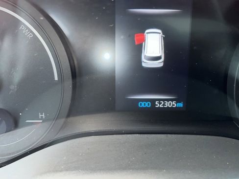 Used 2021 Toyota Sienna XSE w/ XSE Plus Package image 19