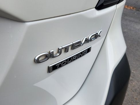 Used 2021 Subaru Outback Touring w/ Popular Package #2 image 18