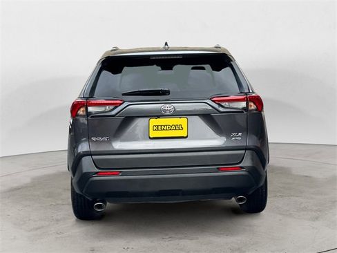 Used 2025 Toyota RAV4 XLE image 4