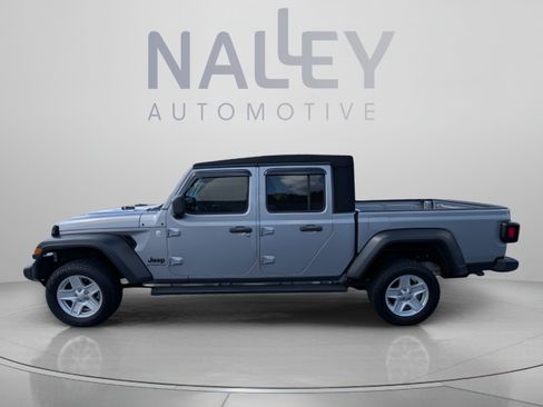 Used 2020 Jeep Gladiator Sport w/ Quick Order Package 24S AWD/4WD image 2