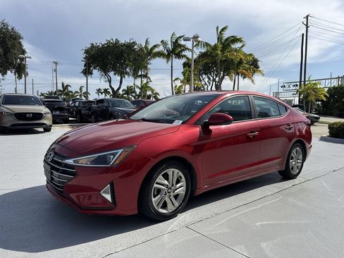 Used 2019 Hyundai Elantra SEL FWD image 28