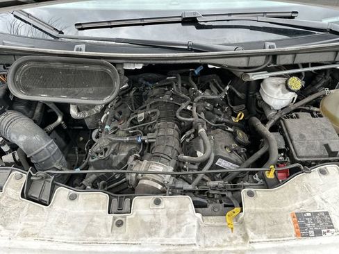 Used 2024 Ford Transit 350 XLT image 19