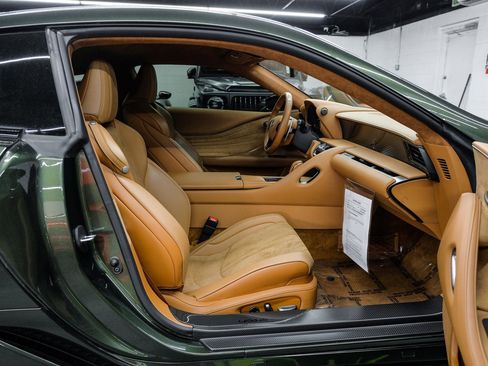 Used 2021 Lexus LC 500 Coupe w/ Performance Package image 42